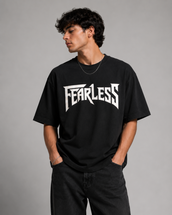 Fearless – Oversized Graphic T-Shirt